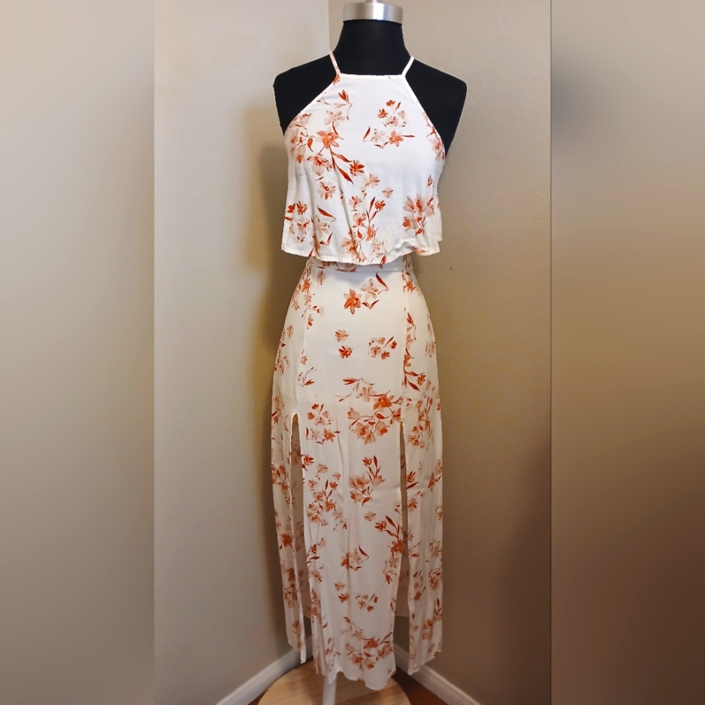 Socialite Floral Halter Dress in Cream and Burgundy